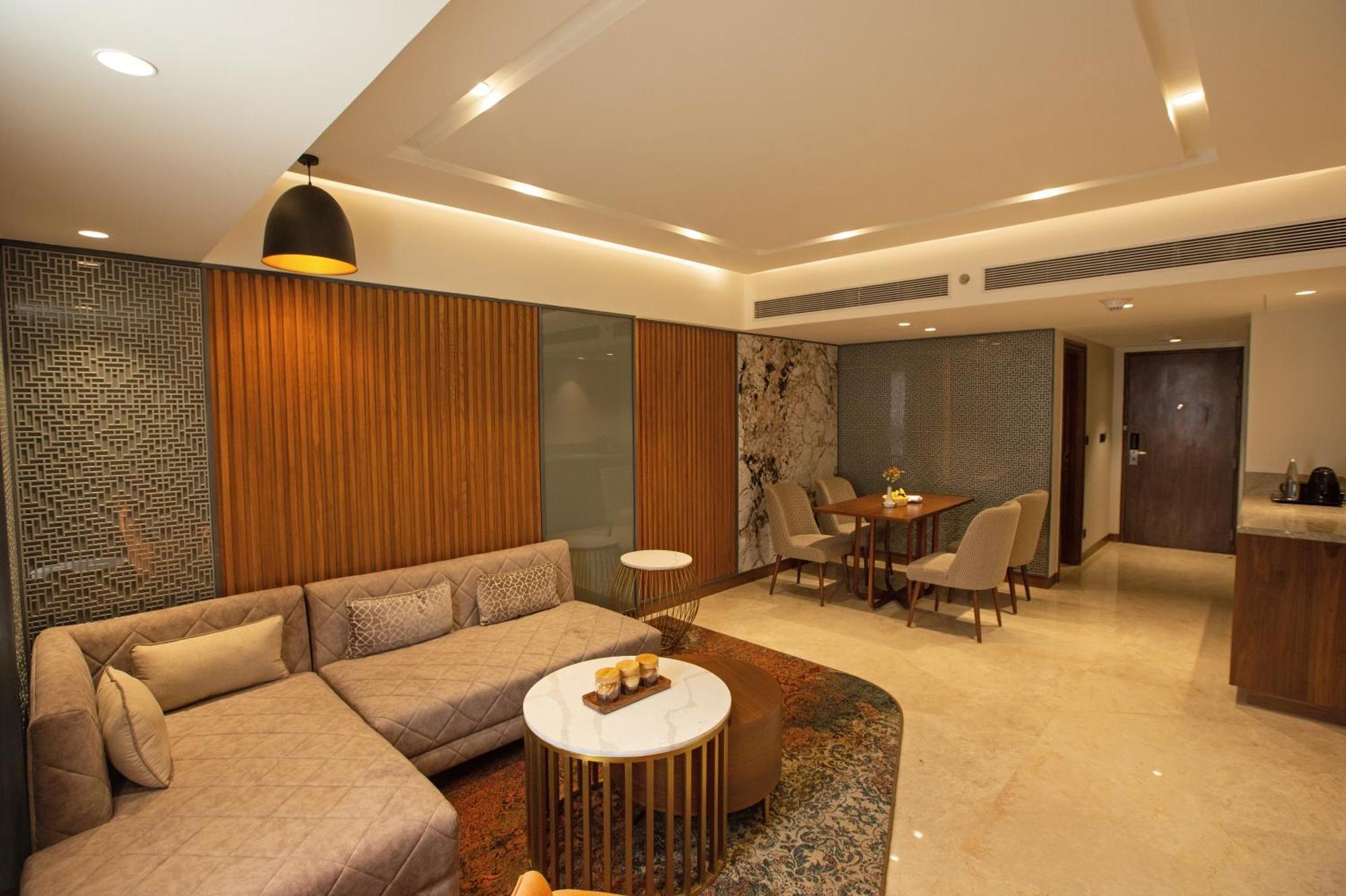 Arista By Ambition Hotel กูวาฮาติ ภายนอก รูปภาพ